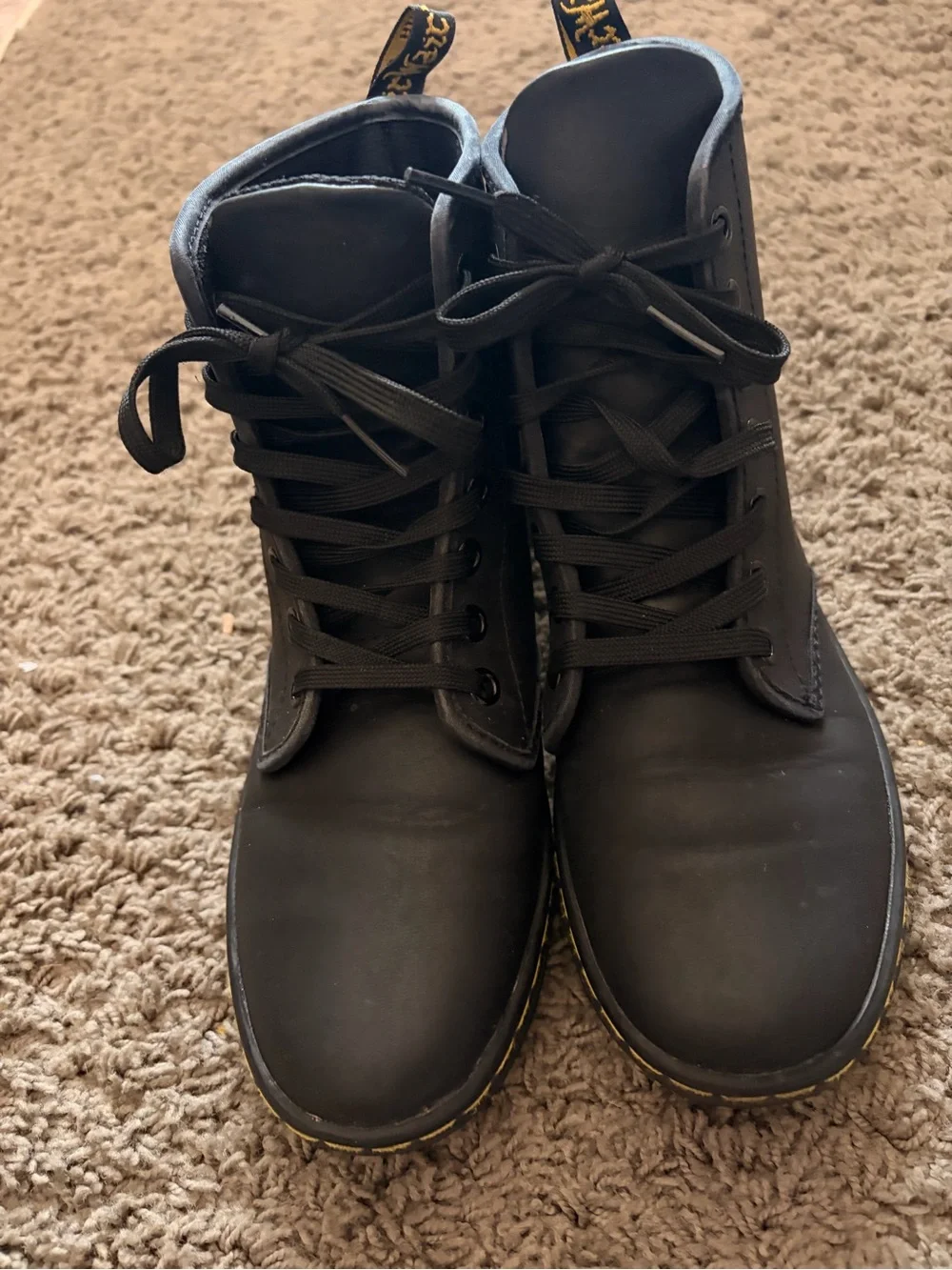 Dr. Martens Shoreditch Black Leather Ankle Boots Womens US 6